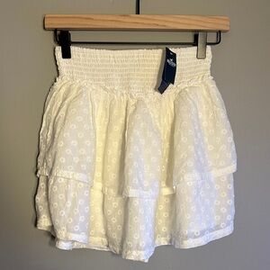 NWT Hollister White Floral Skirt